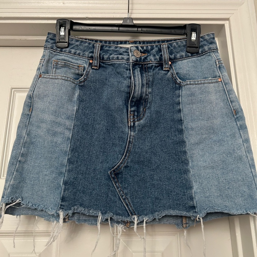 Cute Blue Denim Skirt with two tones of blue Denim - Picture 4 of 5